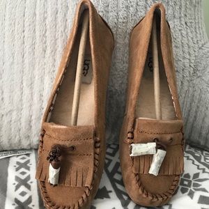 NWT!! UGG moccasins